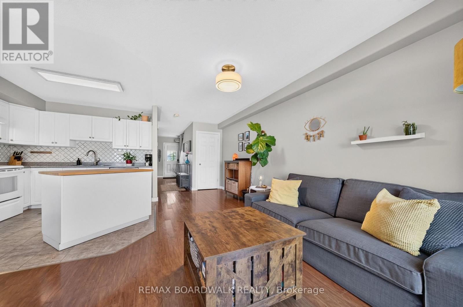 109 Raina Way, North Grenville, Ontario  K0G 1J0 - Photo 8 - X13684804