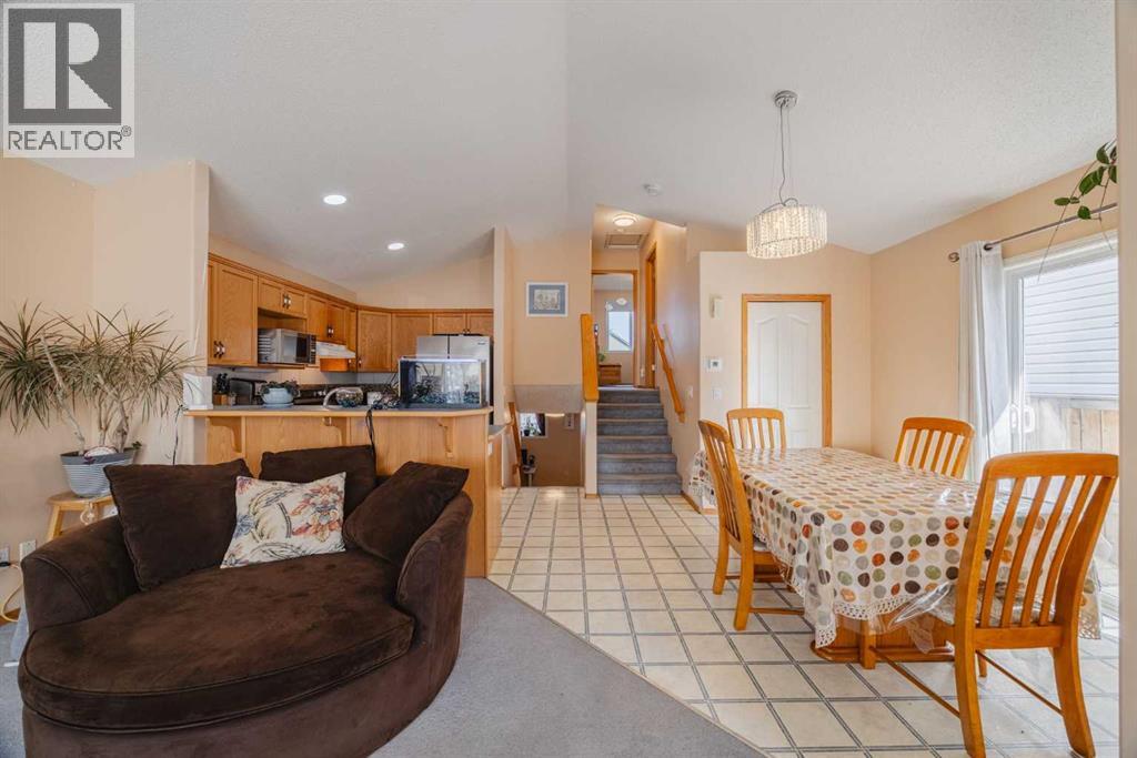 23 Tarington Way Ne, Calgary, Alberta  T3J 4N1 - Photo 2 - A2336647