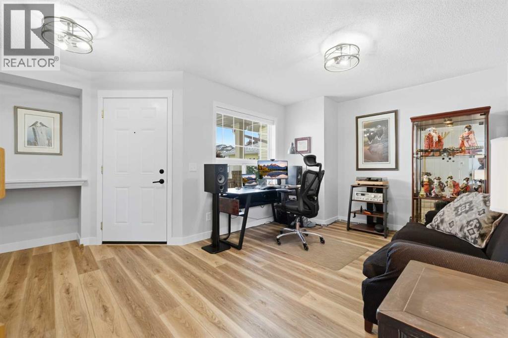 72 Arbour Crest Road NW, Calgary, Alberta  T3G 4L4 - Photo 2 - A2338026