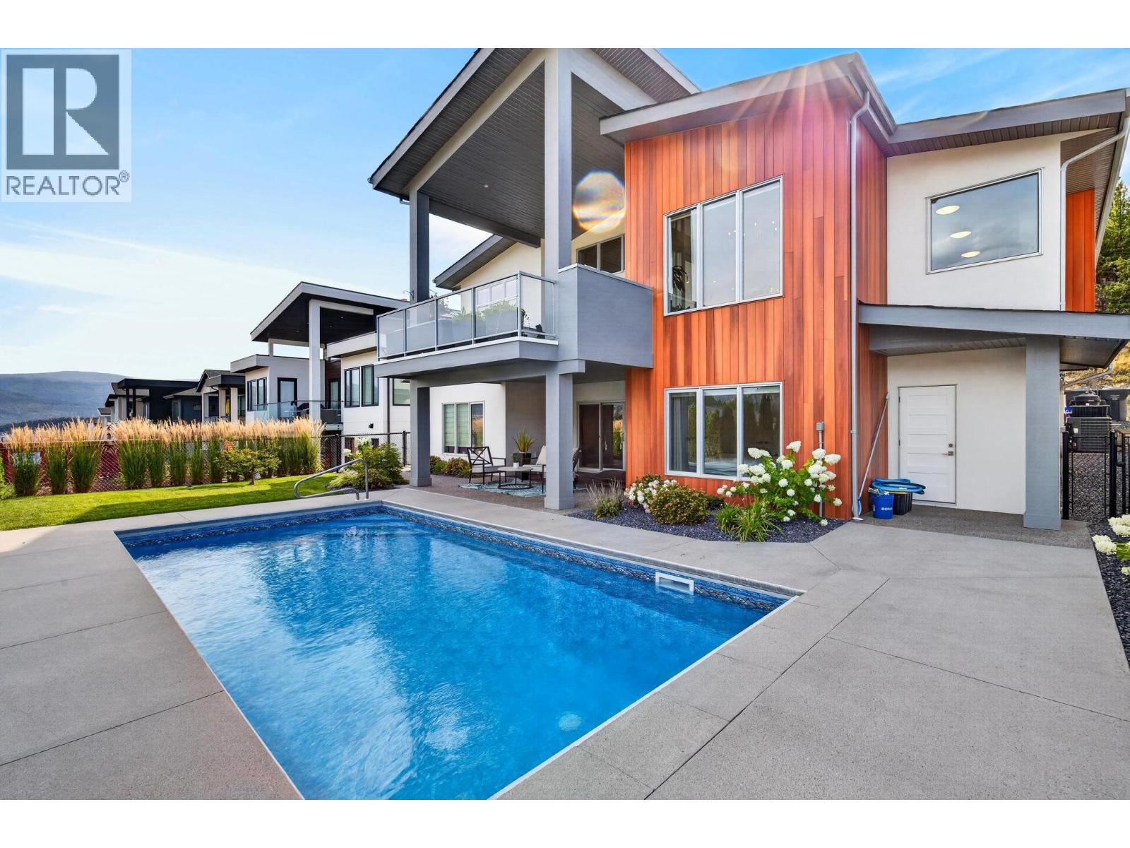 887 Loseth Drive, Kelowna, British Columbia