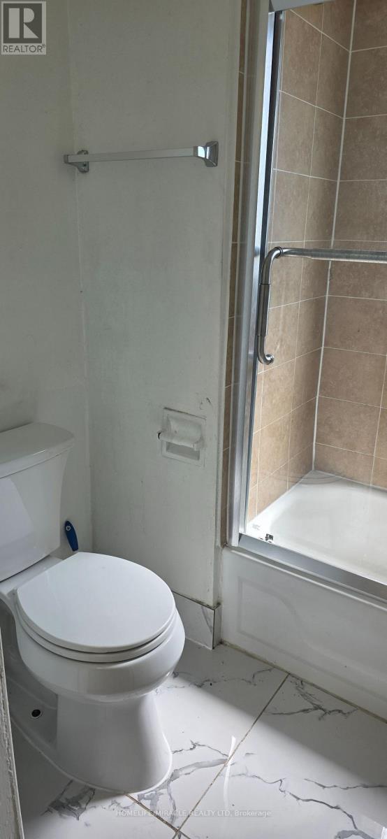 Main Floor - 1 Homestead Road, Toronto, Ontario  M1E 3R8 - Photo 13 - E13683412