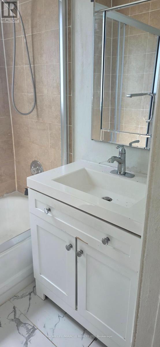 Main Floor - 1 Homestead Road, Toronto, Ontario  M1E 3R8 - Photo 14 - E13683412