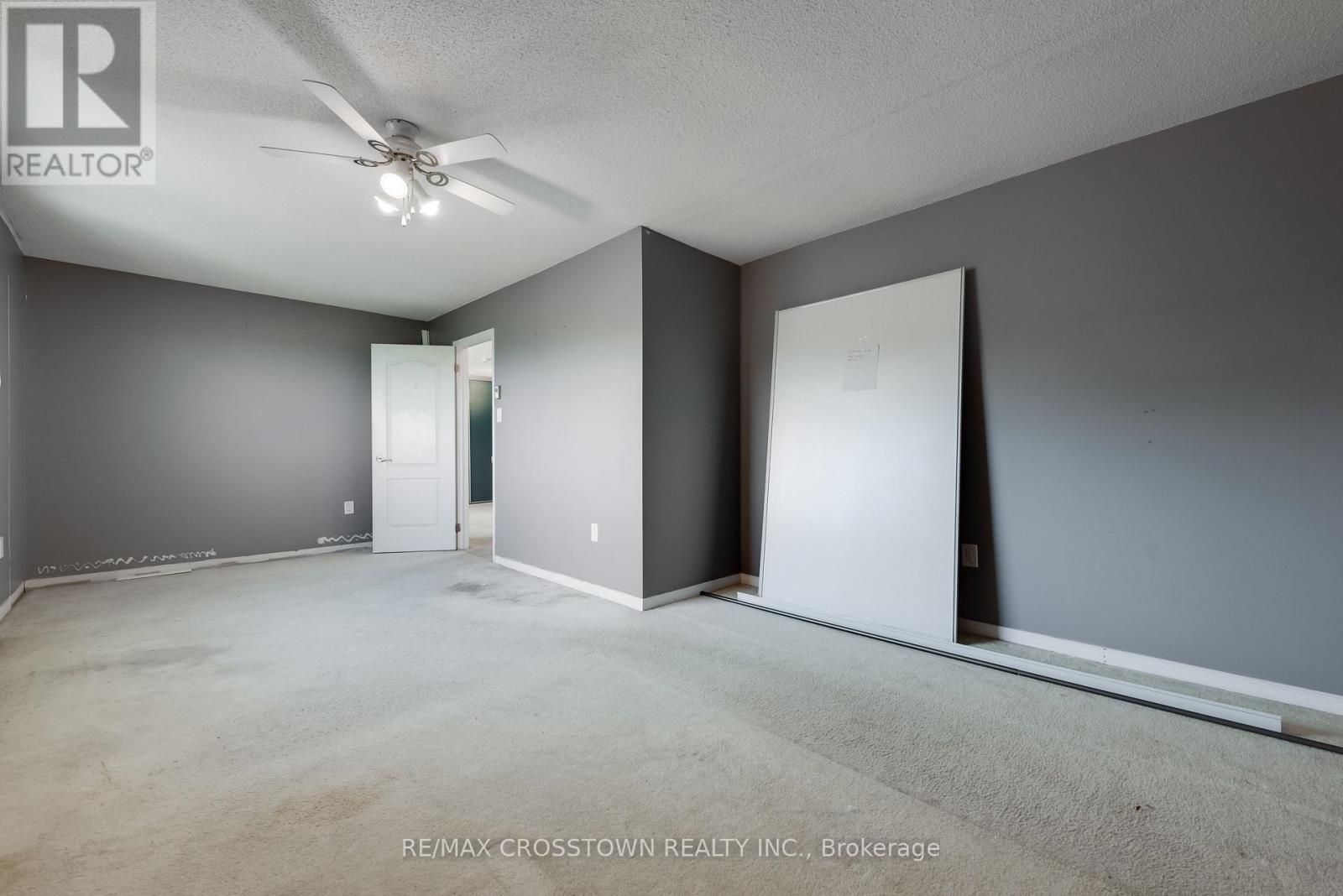 303 - 1 Quail Crescent, Barrie, Ontario  L4N 6W9 - Photo 36 - S13470902