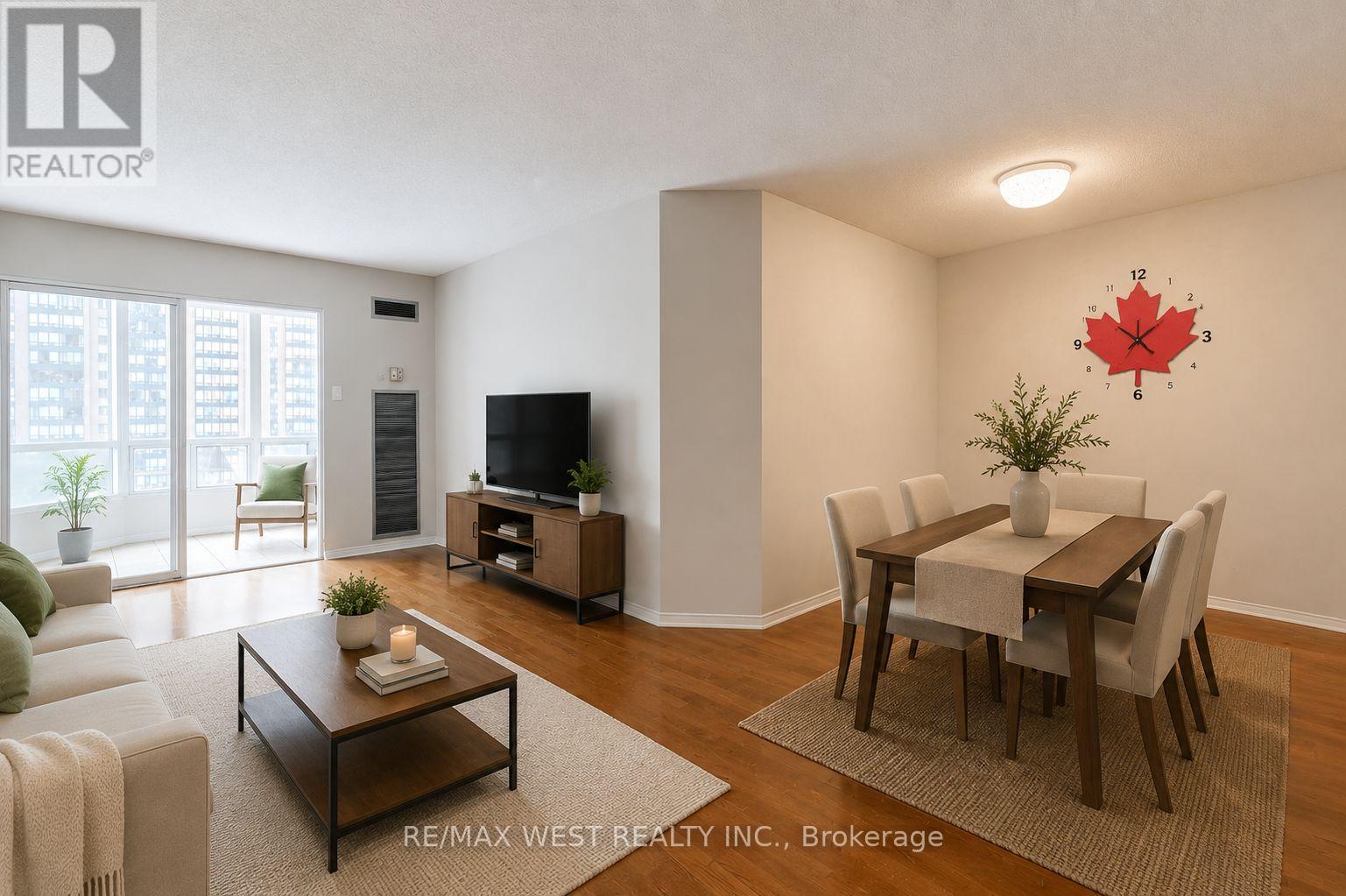 610 - 115 Hillcrest Avenue, Mississauga, Ontario L5B 3Y9 - Photo 2 - W13528374
