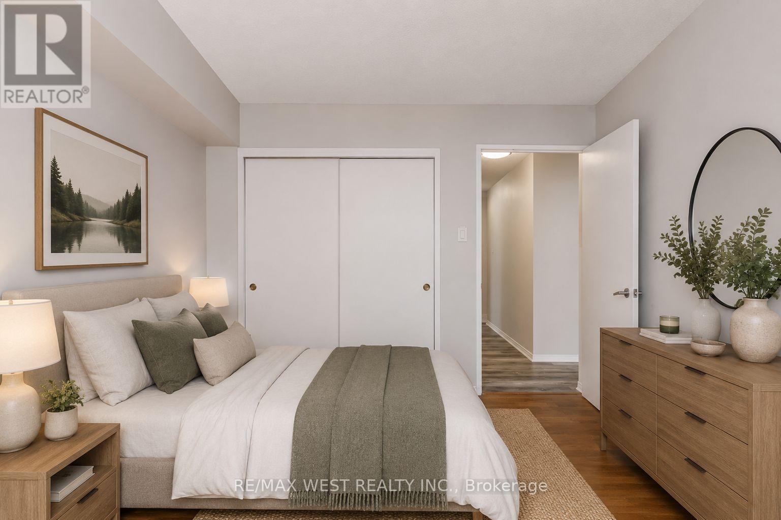 610 - 115 Hillcrest Avenue, Mississauga, Ontario L5B 3Y9 - Photo 11 - W13528374