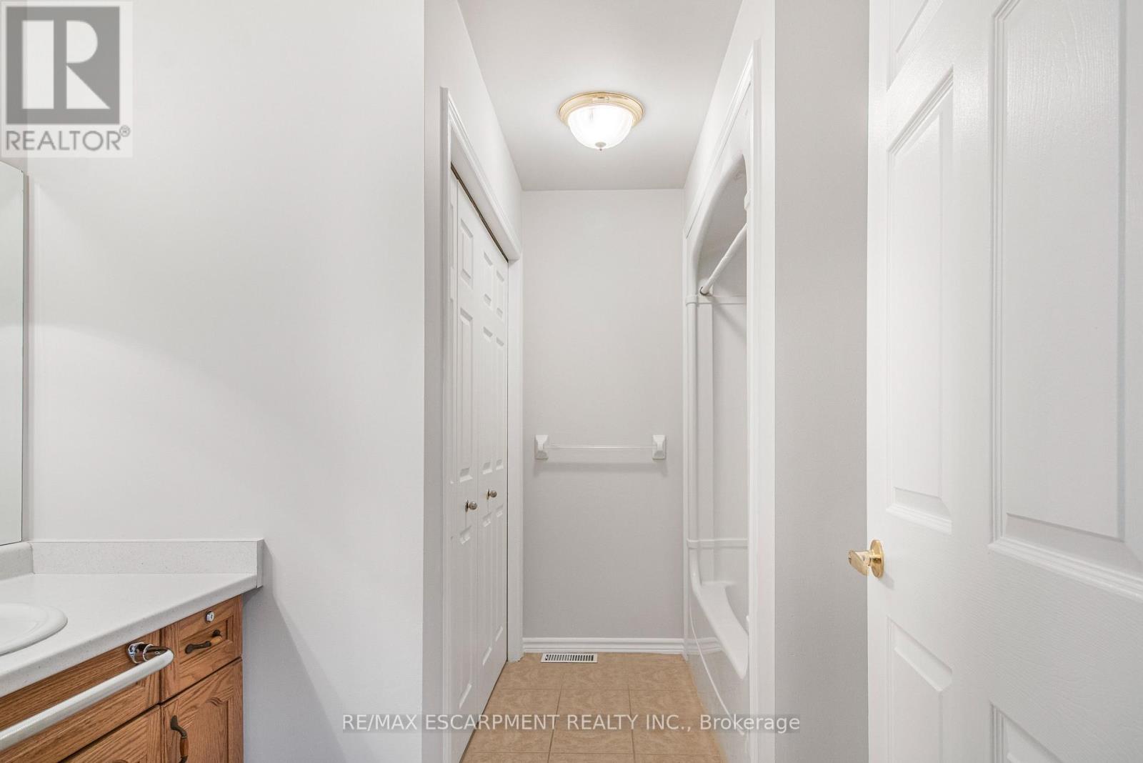 19 - 229 Lynden Road, Brantford, Ontario N3R 8A7 - Photo 17 - X13002996