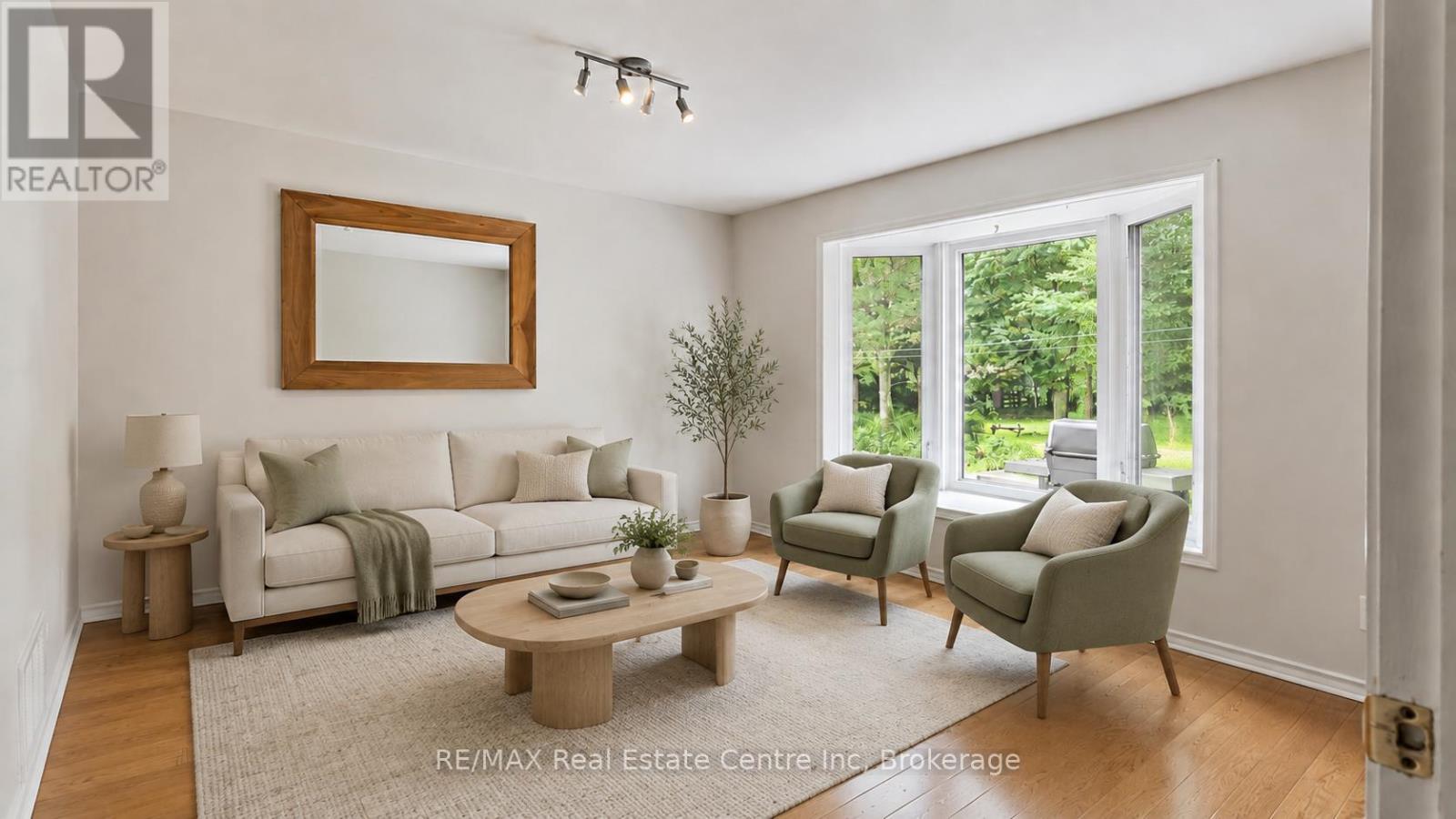 27 ELMHURST CRESCENT, guelph (junction/onward willow), Ontario