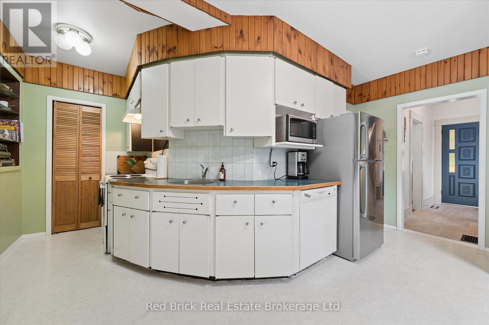 163 Perth Street, Stratford, Ontario  N5A 3Y3 - Photo 11 - X13684826