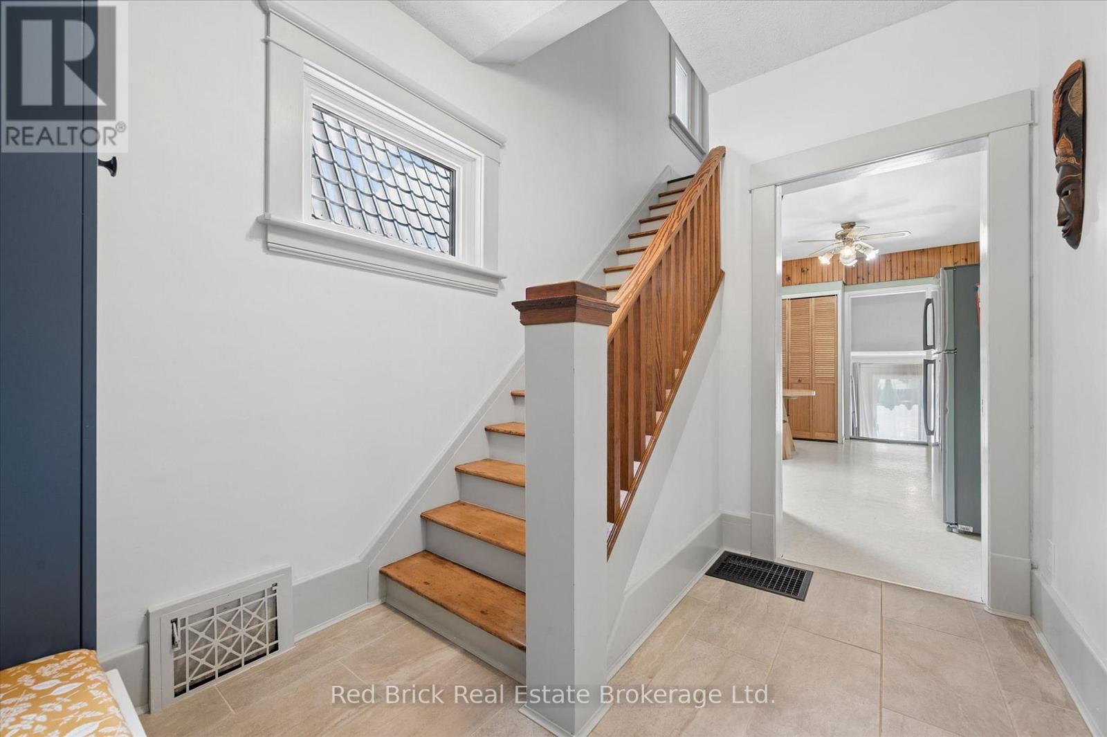 163 Perth Street, Stratford, Ontario  N5A 3Y3 - Photo 17 - X13684826