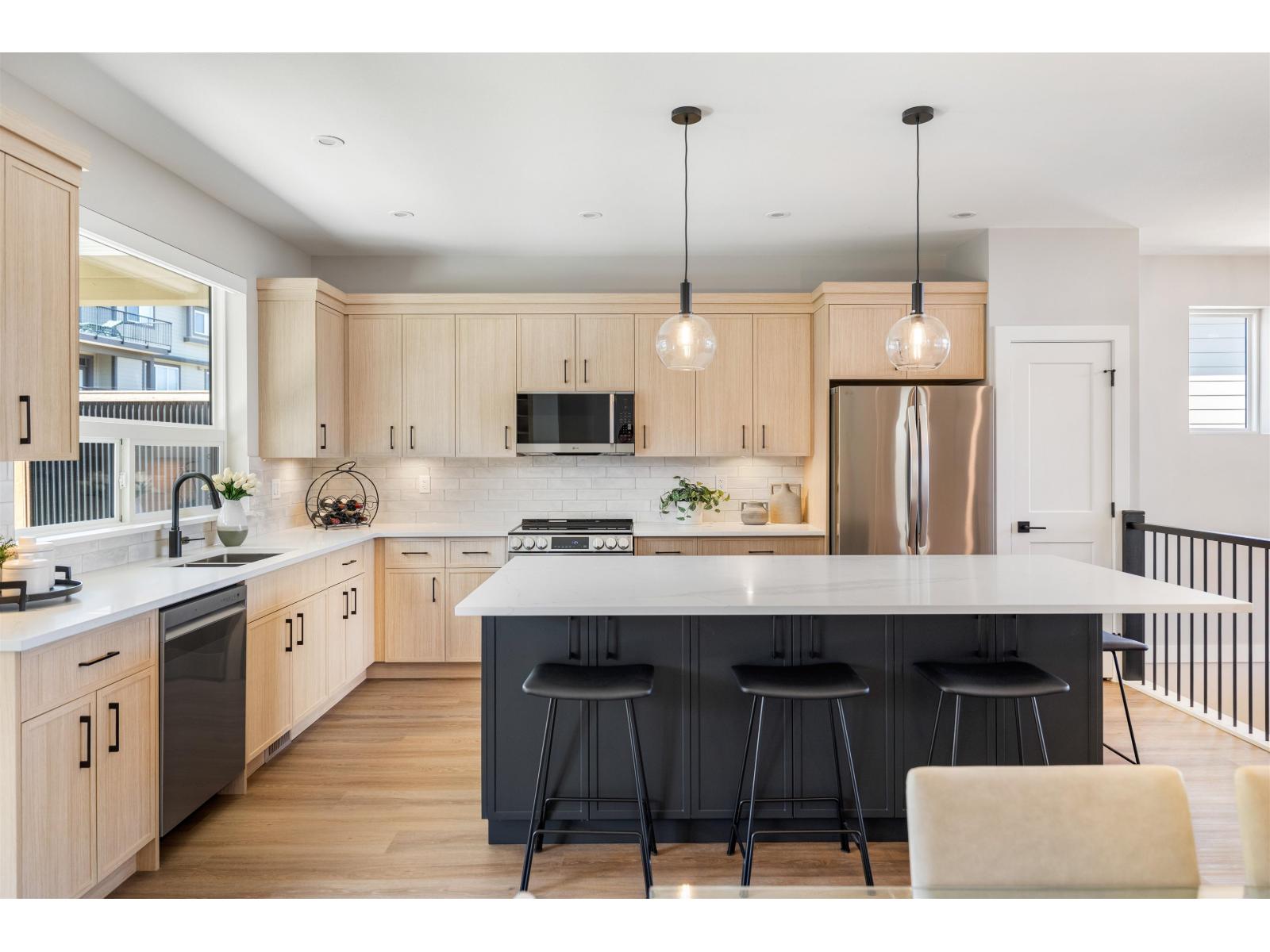 47262 Valerie Place, Little Mountain, Chilliwack, British Columbia  V2P 7W9 - Photo 12 - R3095661