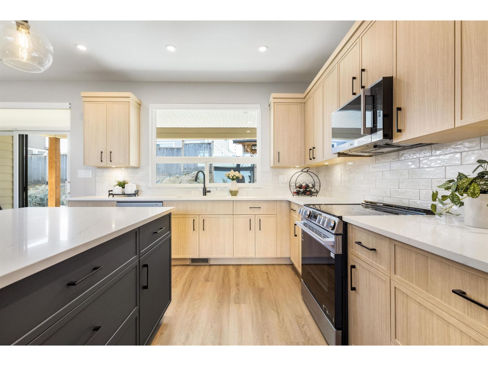 47262 Valerie Place, Little Mountain, Chilliwack, British Columbia  V2P 7W9 - Photo 14 - R3095661