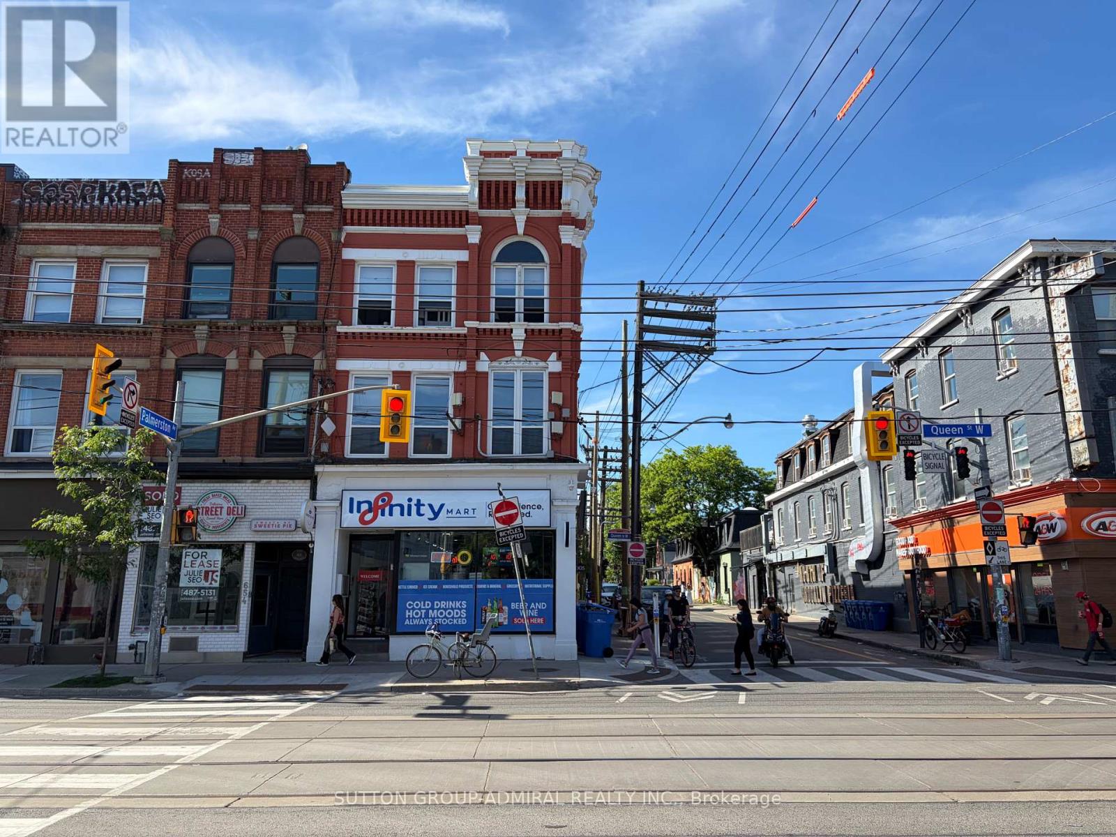 2nd Floor - 652 Queen Street W, Toronto, Ontario  M6J 1E5 - Photo 2 - C13684676