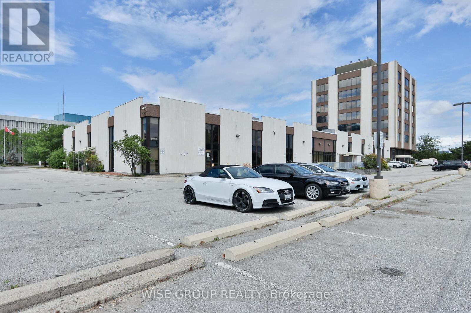 705 - 2450 Victoria Park Avenue, Toronto, Ontario  M2J 4A1 - Photo 5 - C13684772
