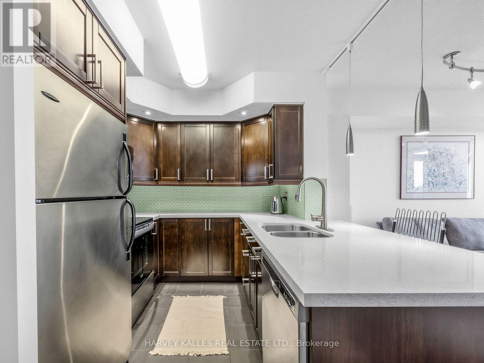 1815 - 153 Beecroft Road, Toronto, Ontario  M2N 7C5 - Photo 6 - C13684776