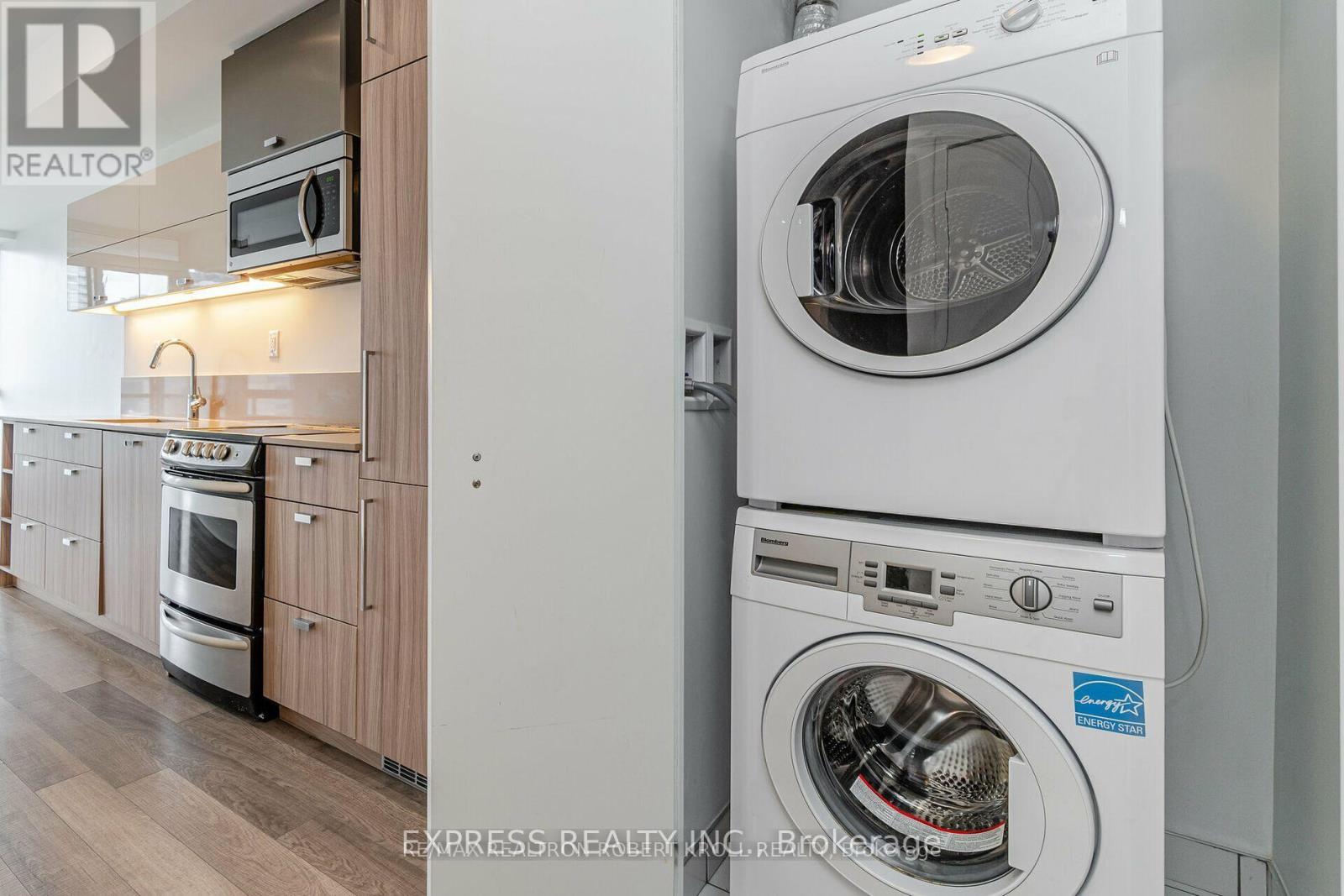 1008 - 290 Adelaide Street W, Toronto, Ontario  M5V 0P3 - Photo 17 - C13684808