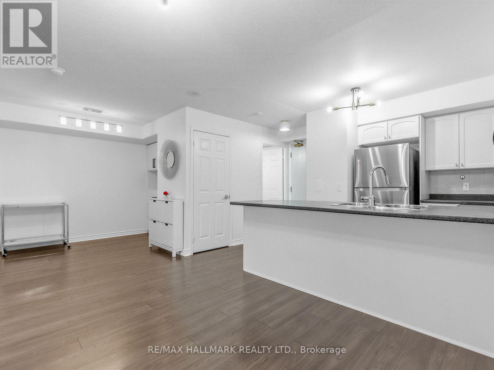 805 - 30 Grand Trunk Crescent, Toronto, Ontario  M5J 3A4 - Photo 9 - C13684810