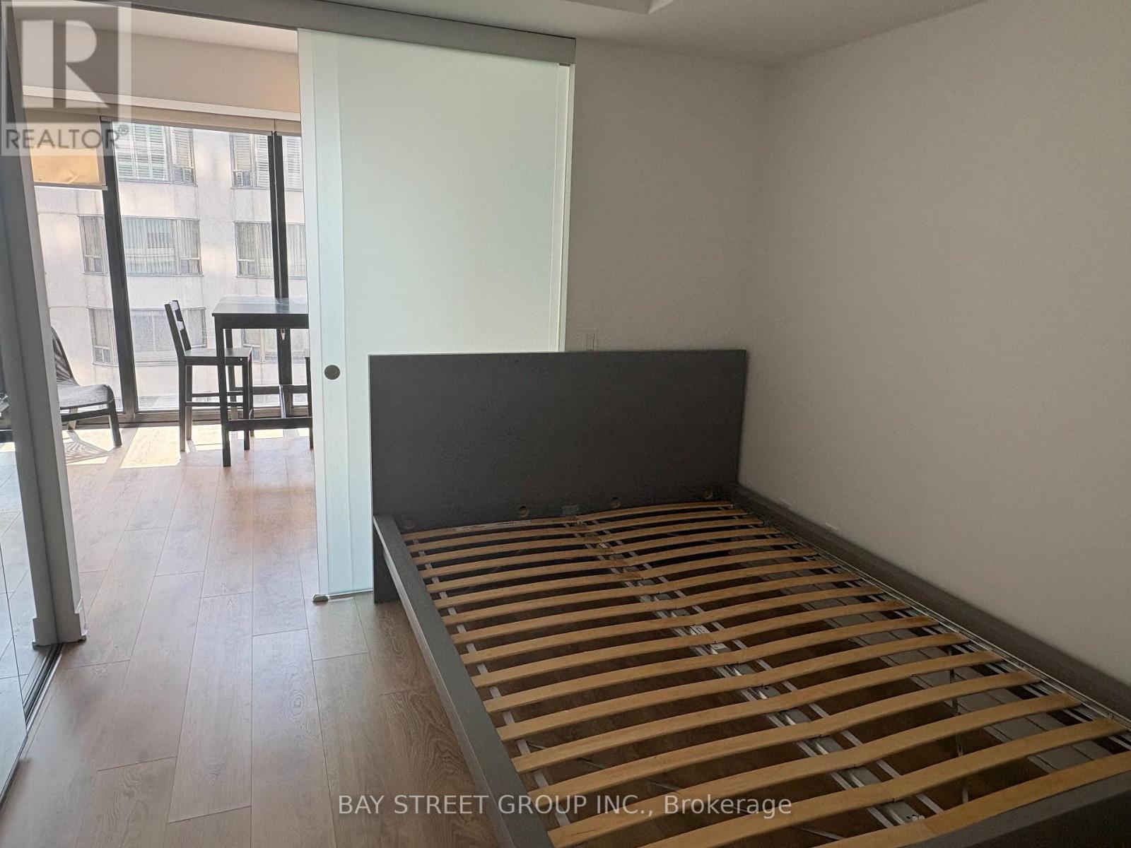1909 - 188 Cumberland Street, Toronto, Ontario  M5R 0B6 - Photo 5 - C13684834