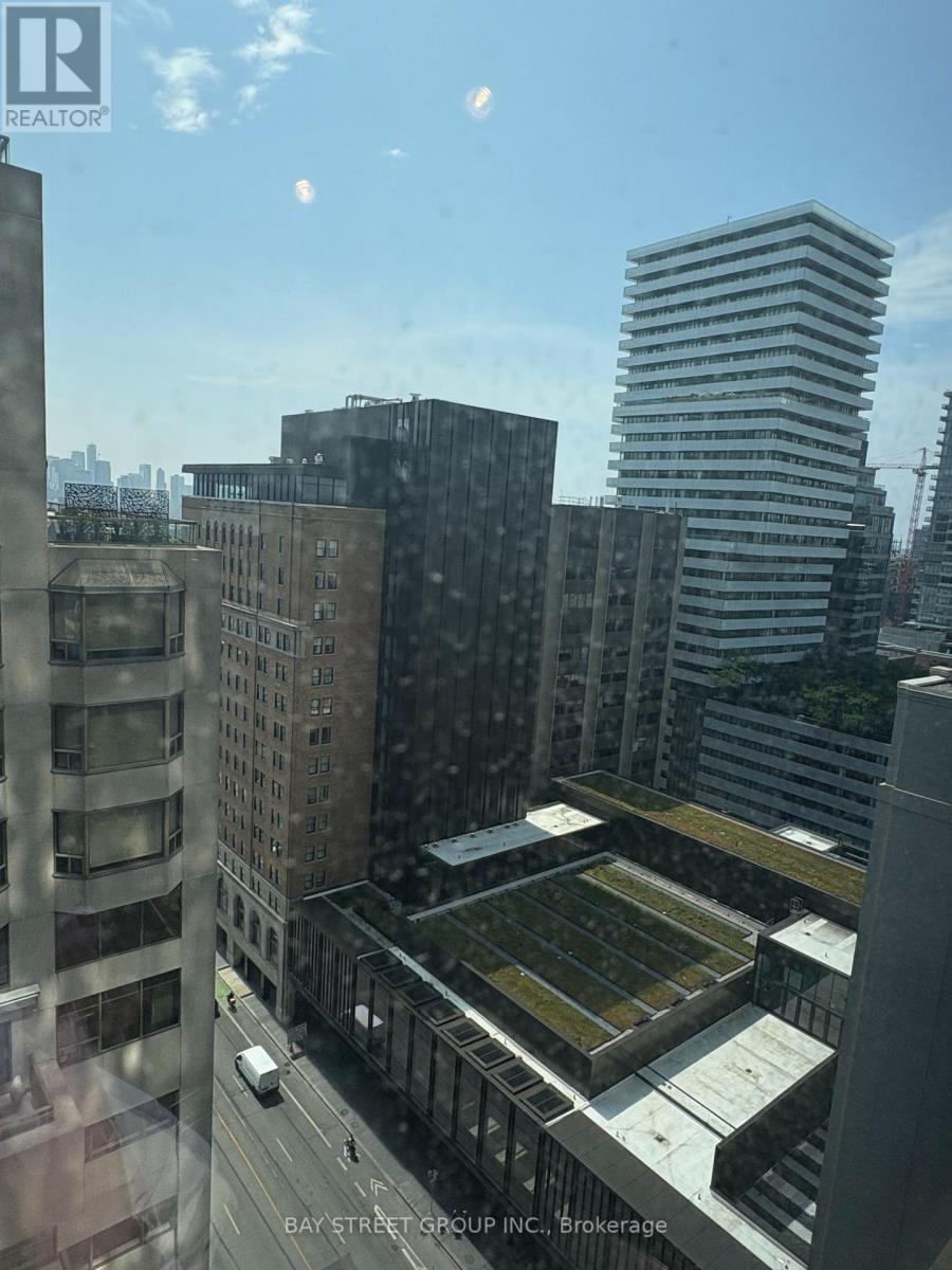 1909 - 188 Cumberland Street, Toronto, Ontario  M5R 0B6 - Photo 9 - C13684834