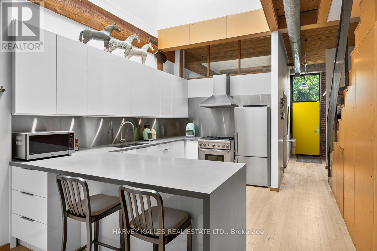 7 - 200 Clinton Street, Toronto, Ontario  M6G 2Y5 - Photo 11 - C13684852