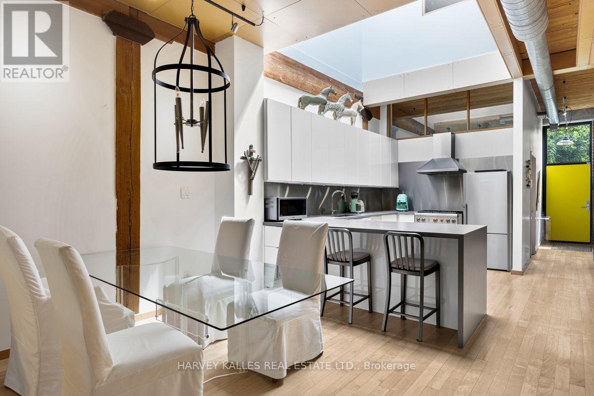 7 - 200 Clinton Street, Toronto, Ontario  M6G 2Y5 - Photo 14 - C13684852