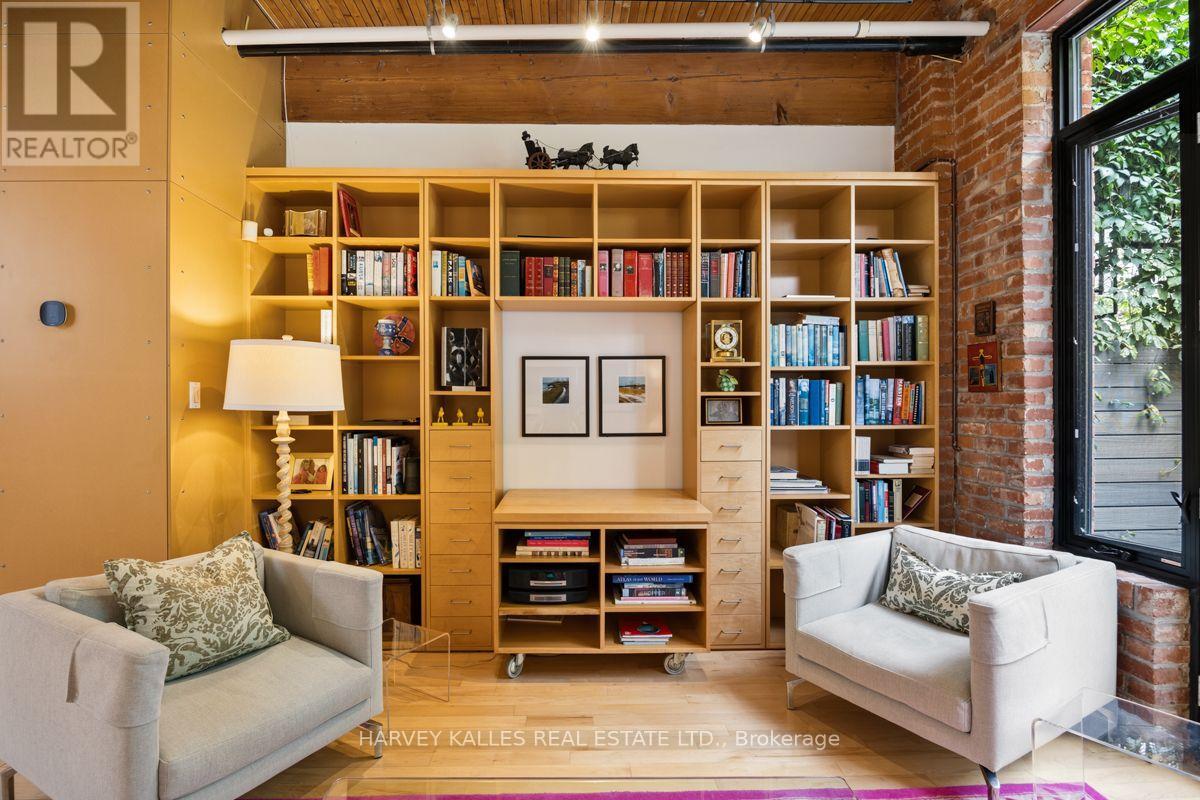 7 - 200 Clinton Street, Toronto, Ontario  M6G 2Y5 - Photo 17 - C13684852
