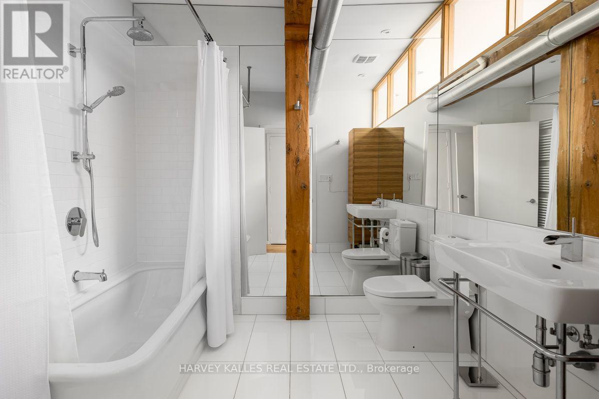7 - 200 Clinton Street, Toronto, Ontario  M6G 2Y5 - Photo 27 - C13684852