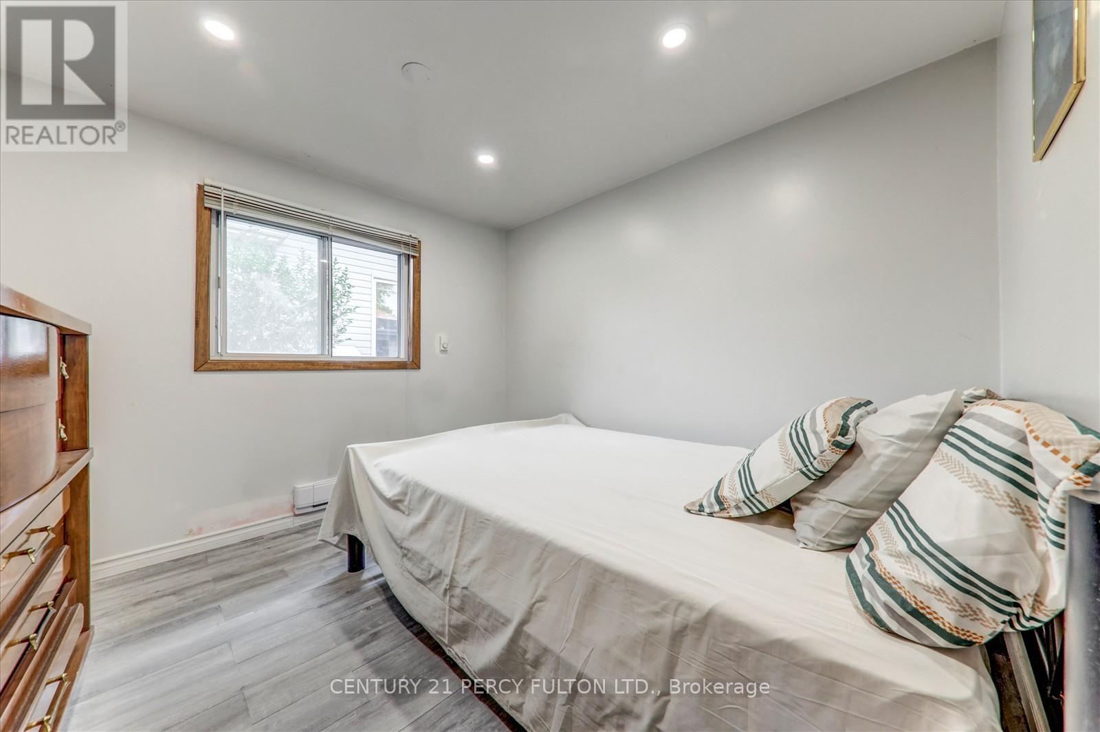 135 Cedar Crest Beach Road, Clarington, Ontario  L1C 3K3 - Photo 15 - E13684672