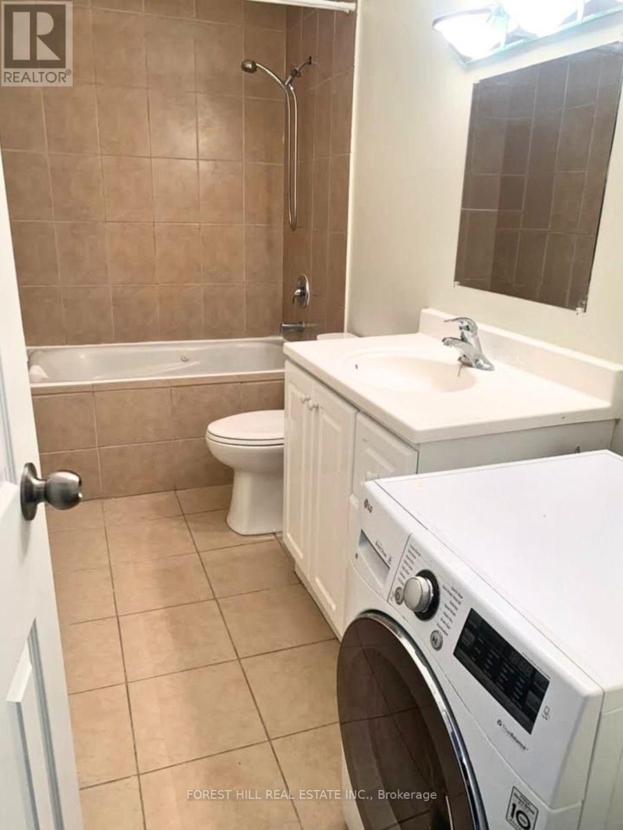 B - 422 Danforth Avenue, Toronto, Ontario  M4K 1P3 - Photo 2 - E13684736