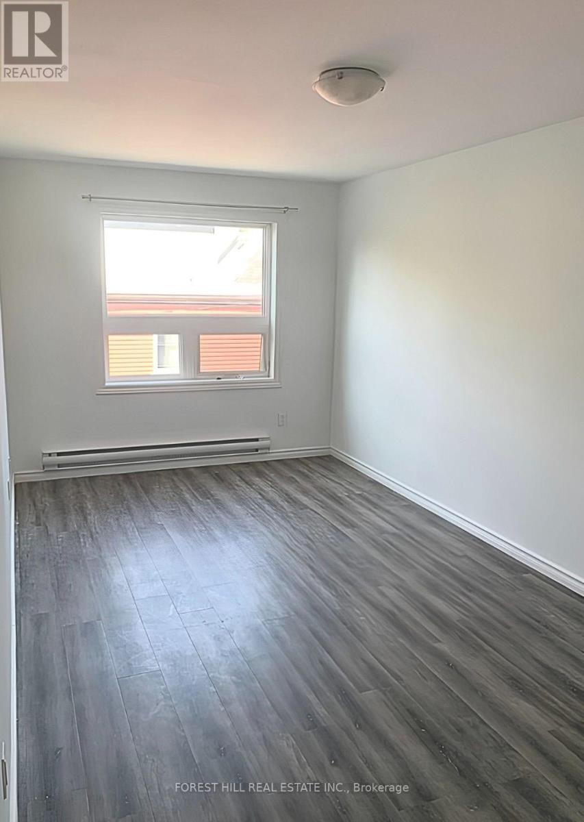 B - 422 Danforth Avenue, Toronto, Ontario  M4K 1P3 - Photo 6 - E13684736