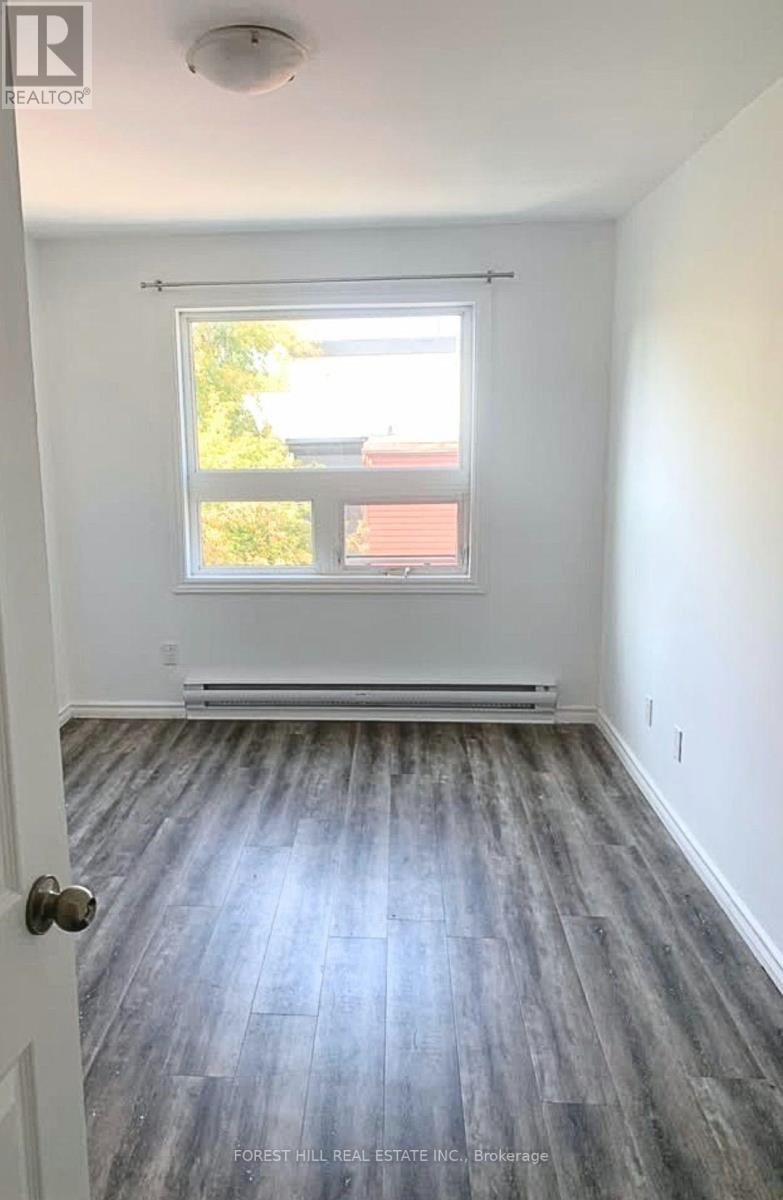 B - 422 Danforth Avenue, Toronto, Ontario  M4K 1P3 - Photo 8 - E13684736