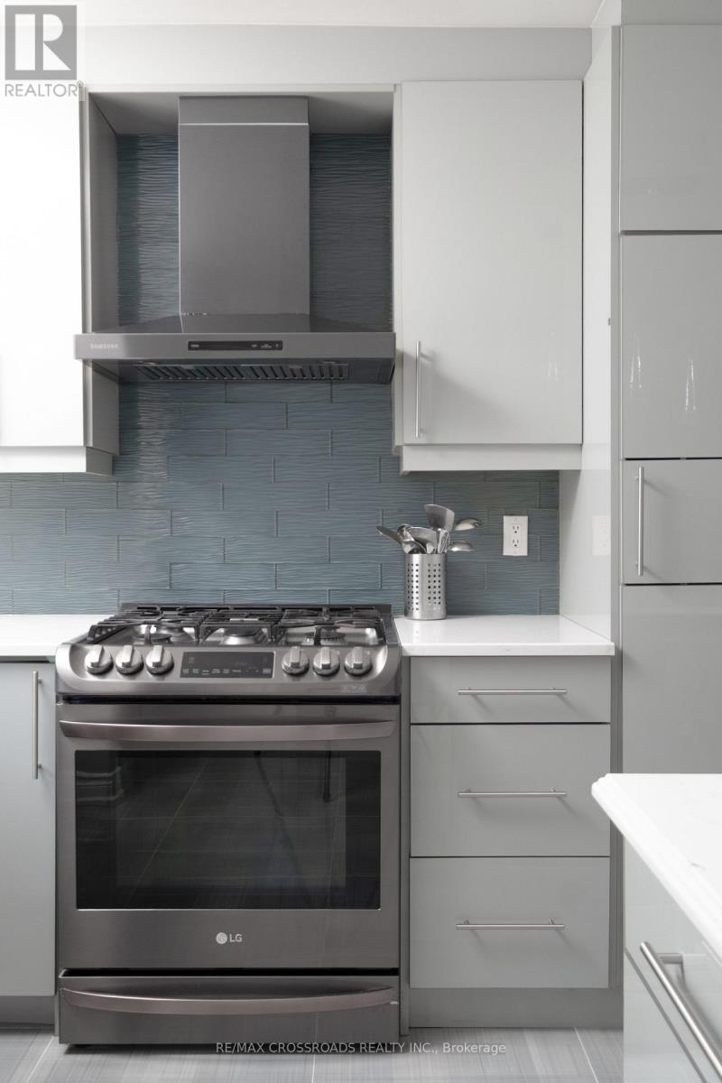 7 - 20 Hainford Street, Toronto, Ontario  M1E 4X8 - Photo 5 - E13684744
