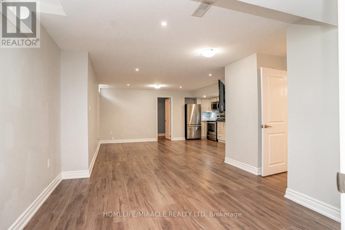 136 - 58 Donald Fleming Way, Whitby, Ontario  L1R 0N8 - Photo 24 - E13684746