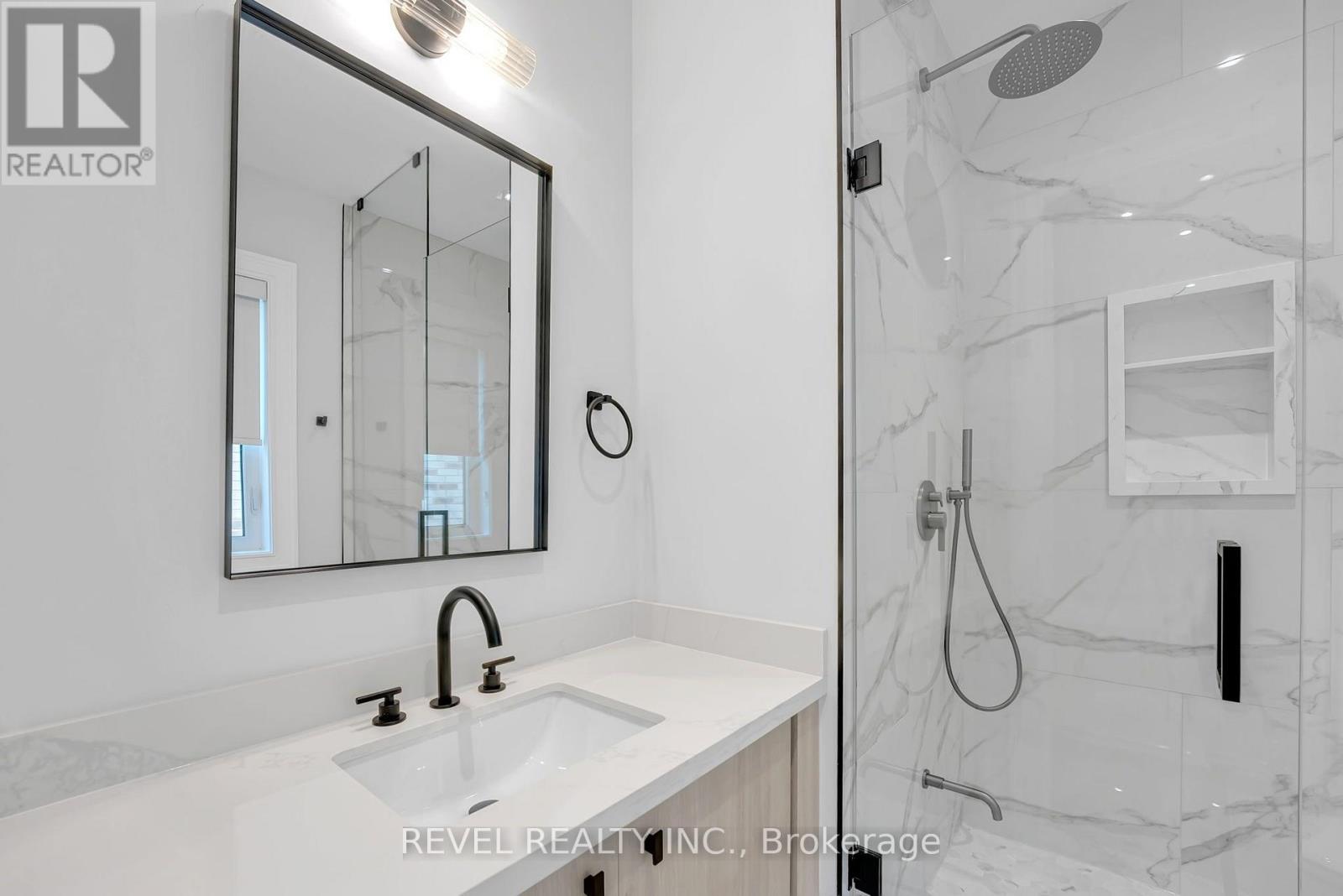 1472 Highbush Trail, Pickering, Ontario  L1V 1N5 - Photo 38 - E13684770