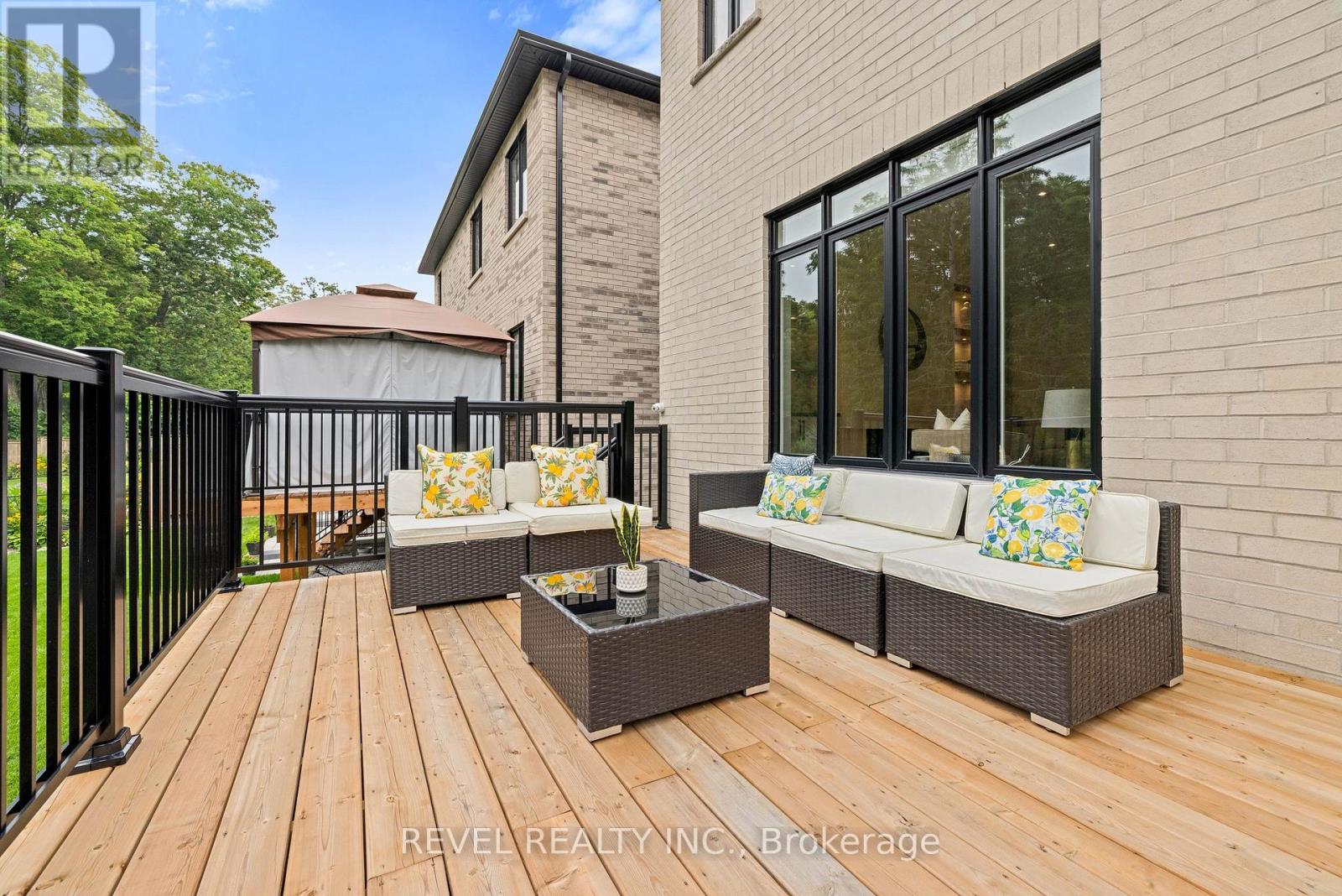 1472 Highbush Trail, Pickering, Ontario  L1V 1N5 - Photo 43 - E13684770