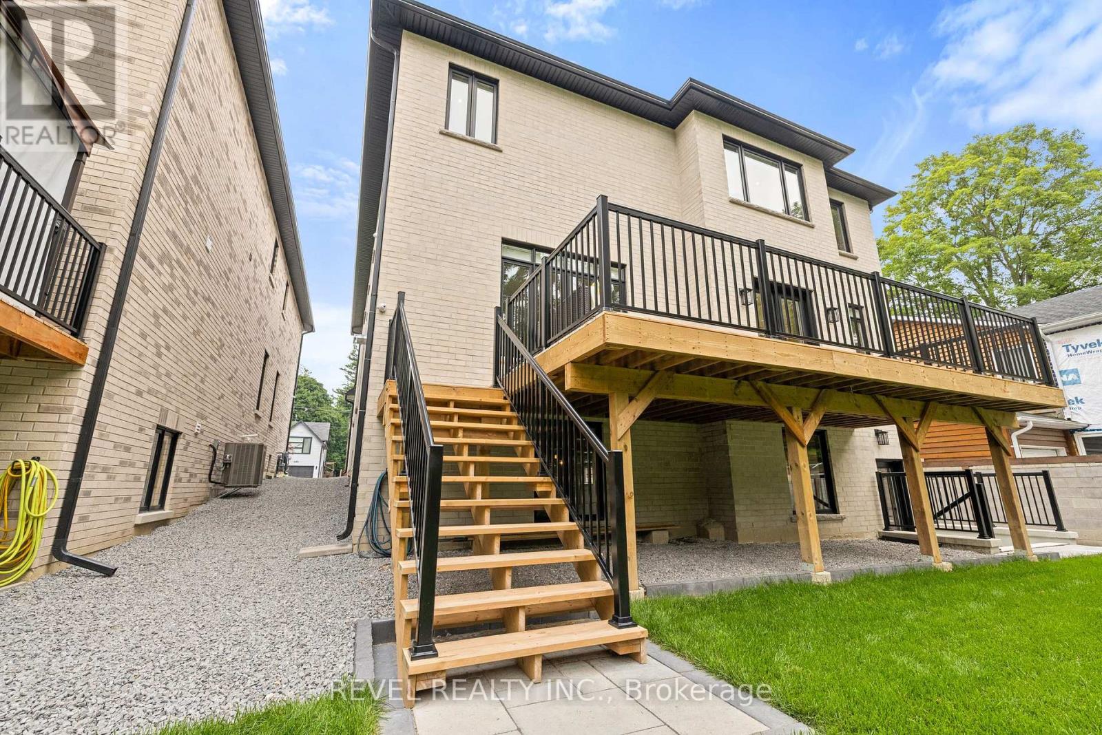 1472 Highbush Trail, Pickering, Ontario  L1V 1N5 - Photo 46 - E13684770