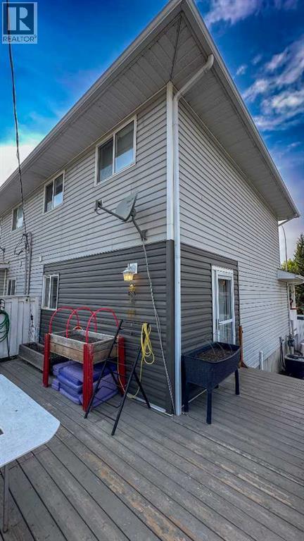 405 1 Avenue NW, Sundre, Alberta  T0M 1X0 - Photo 33 - A2334601
