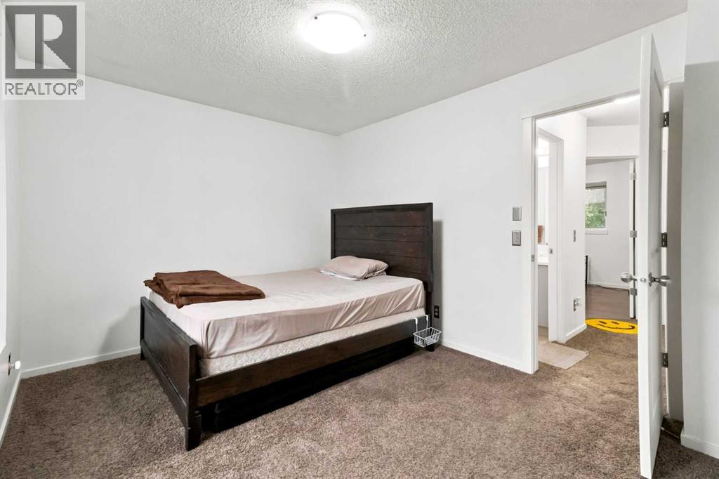 98 Panatella Hill Nw, Calgary, Alberta  T3K 0B6 - Photo 22 - A2337108
