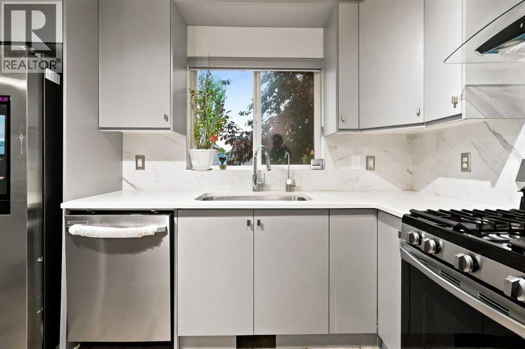 98 Panatella Hill Nw, Calgary, Alberta  T3K 0B6 - Photo 6 - A2337108