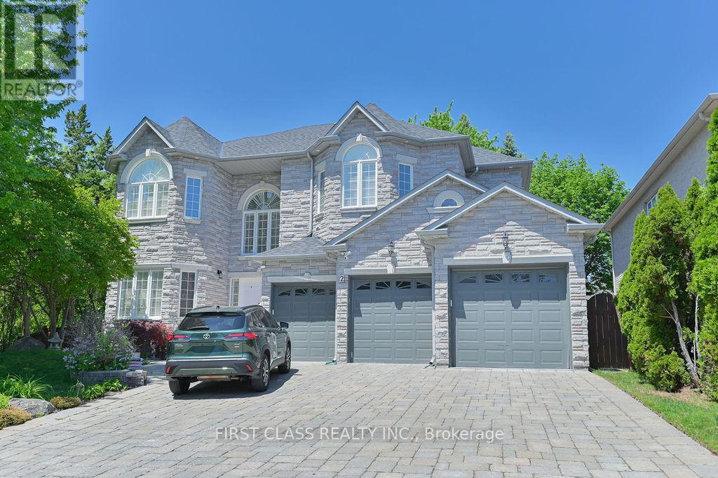 2 Wainwright Avenue, Richmond Hill, Ontario  L4C 5R5 - Photo 2 - N13684670