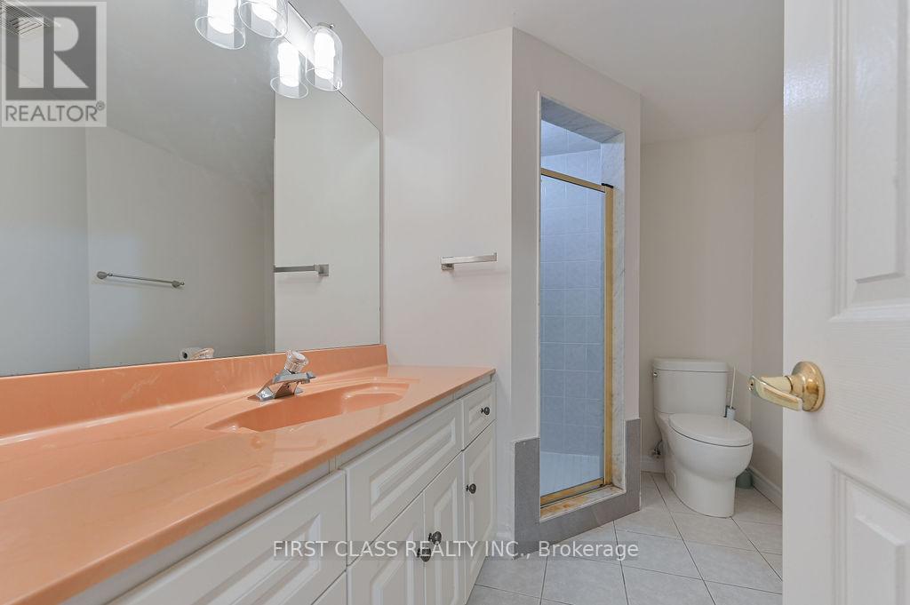 2 Wainwright Avenue, Richmond Hill, Ontario  L4C 5R5 - Photo 45 - N13684670