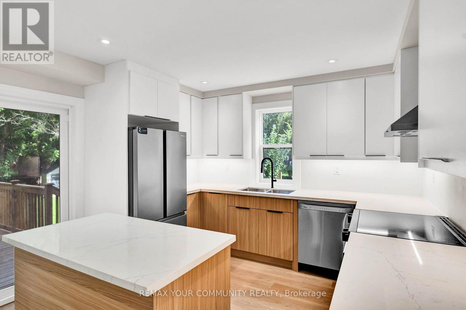 137 Clarence Street, Vaughan, Ontario  L4L 1L4 - Photo 11 - N13684740