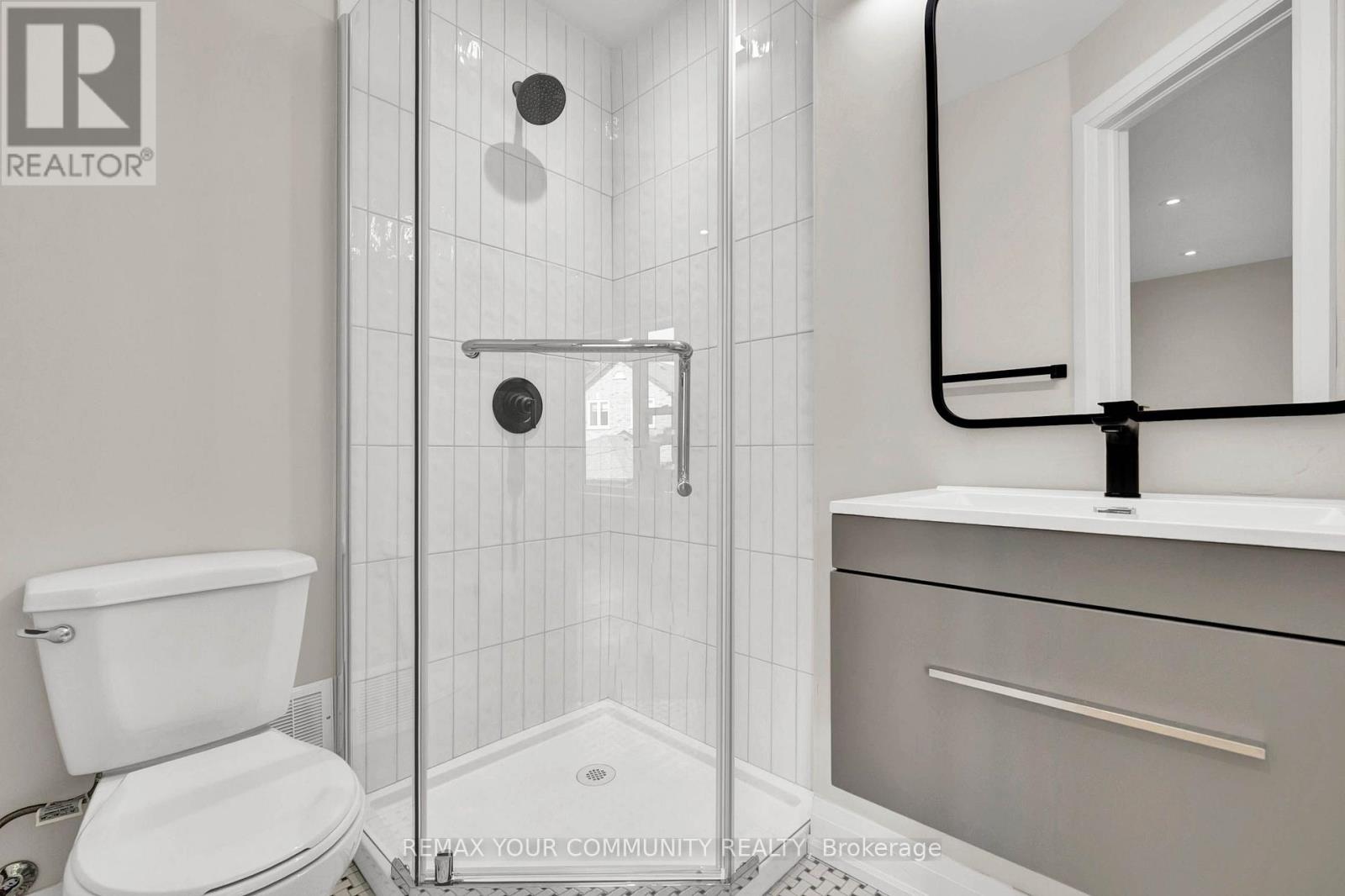 137 Clarence Street, Vaughan, Ontario  L4L 1L4 - Photo 19 - N13684740