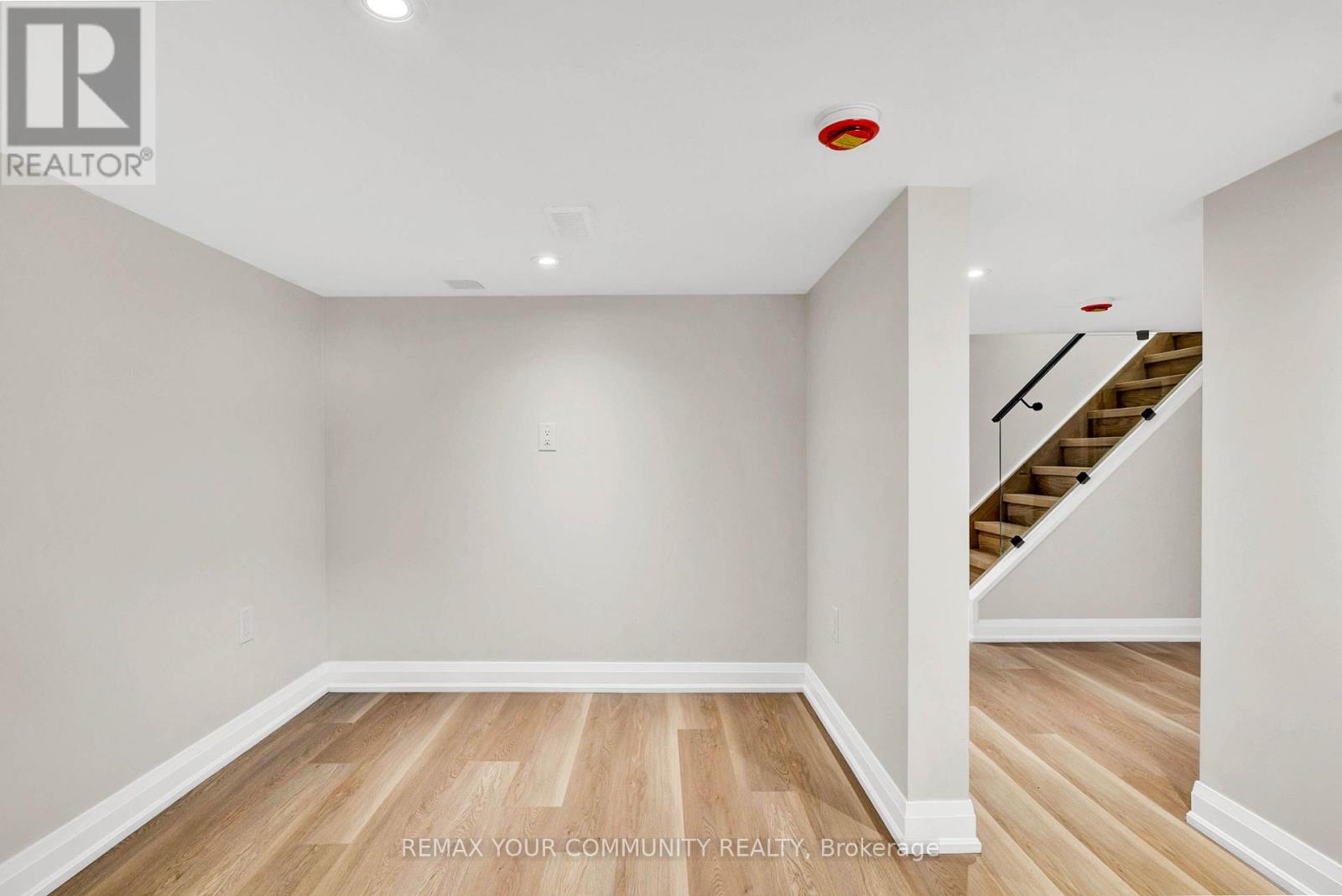 137 Clarence Street, Vaughan, Ontario  L4L 1L4 - Photo 28 - N13684740