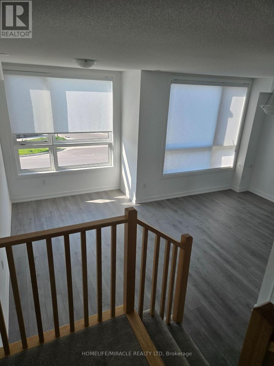 52 Blue Forest Crescent, Barrie (Innis-Shore), Ontario  L9J 0N3 - Photo 5 - S13684832