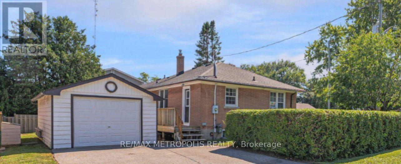 BSMT - 1101 KING STREET, Whitby, Ontario
