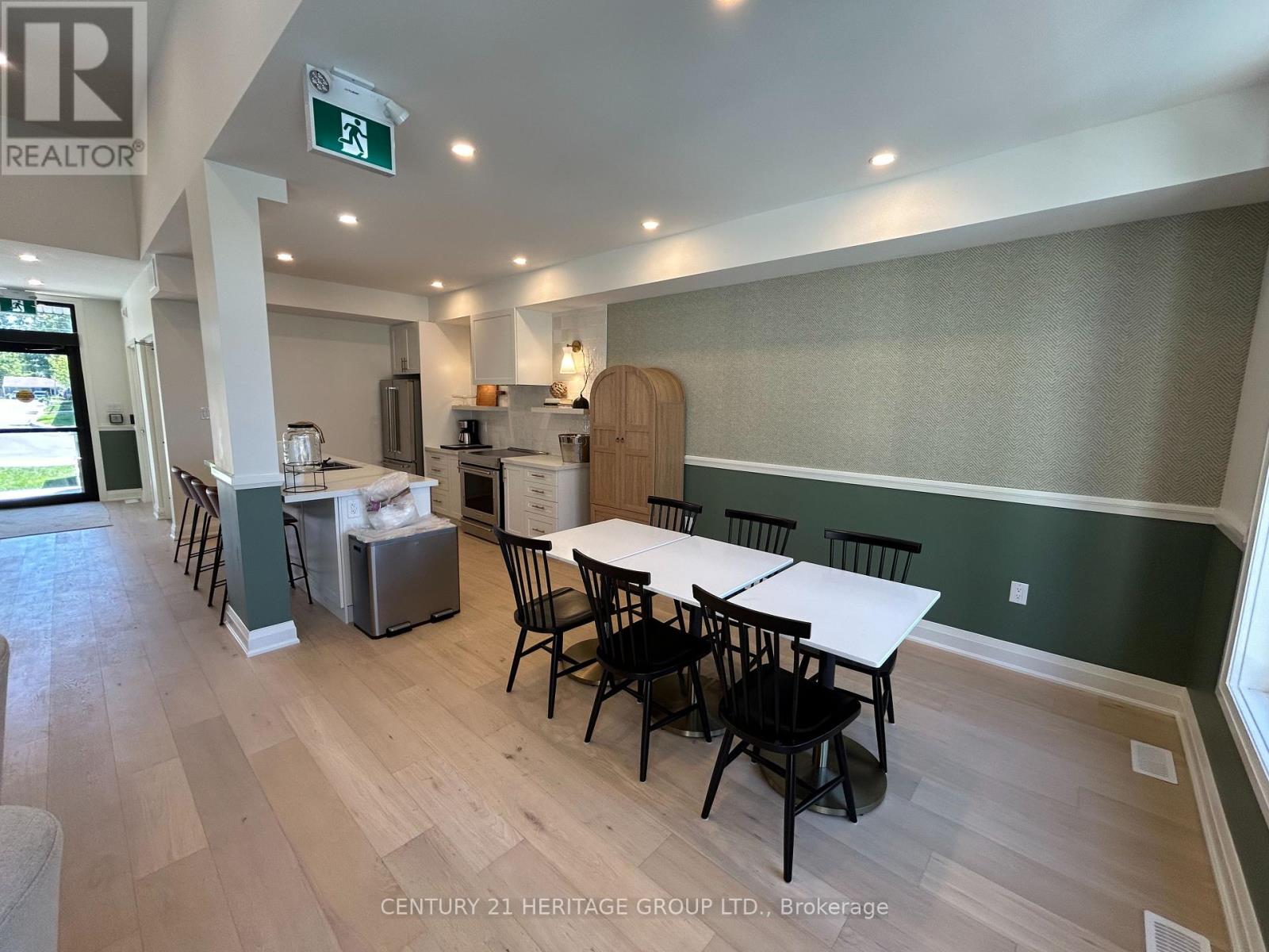 32 Ruby Crescent, Orillia, Ontario  L3V 8M3 - Photo 17 - S13682426