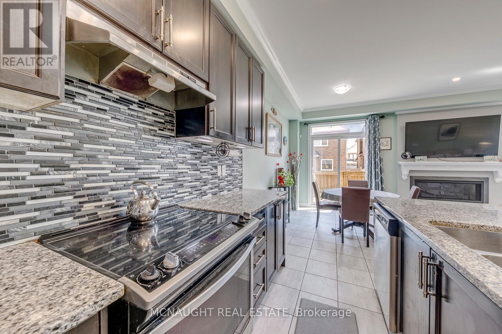 78 Folgate Crescent, Brampton, Ontario  L6R 4A7 - Photo 12 - W13684720