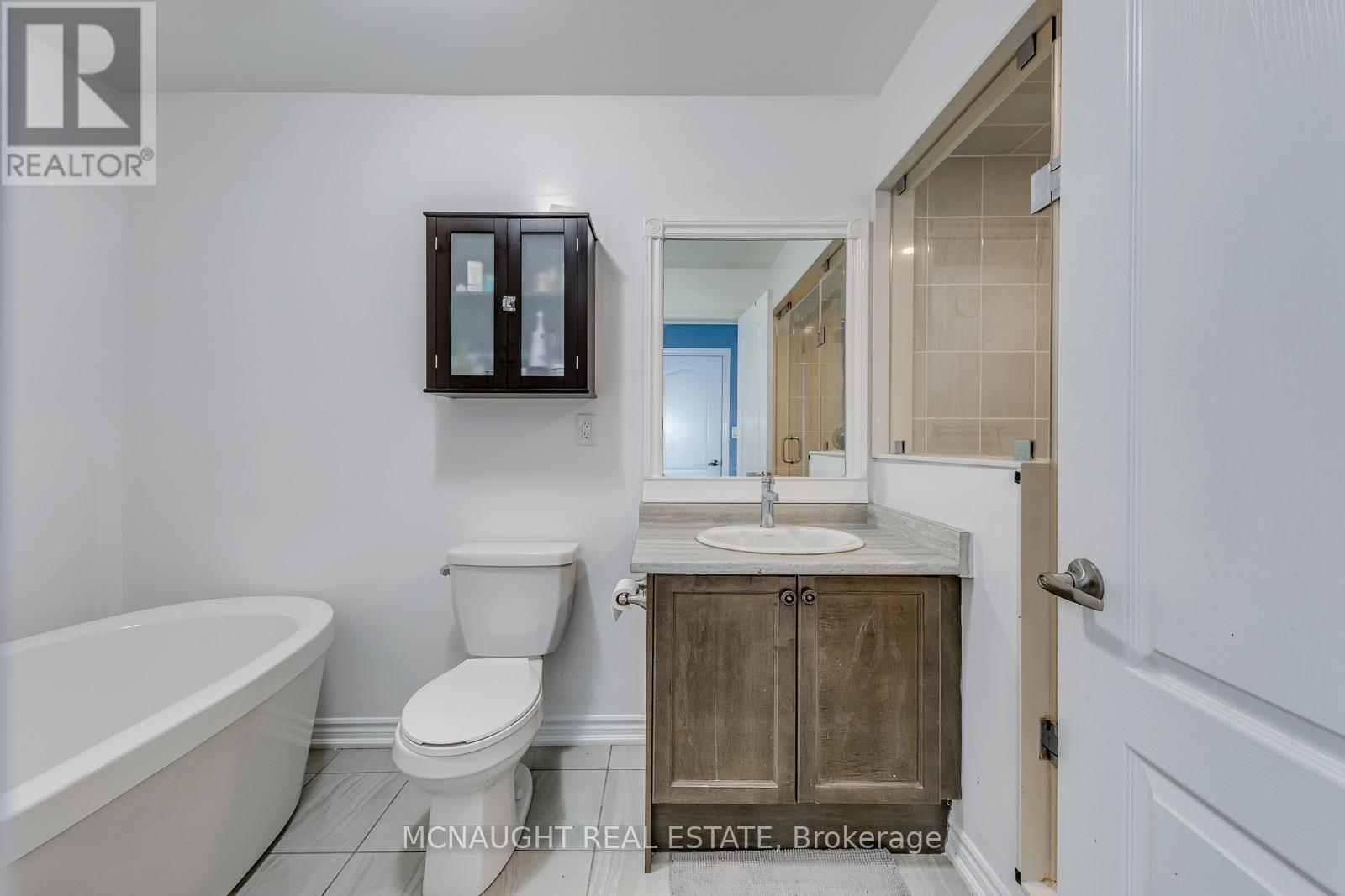 78 Folgate Crescent, Brampton, Ontario  L6R 4A7 - Photo 32 - W13684720