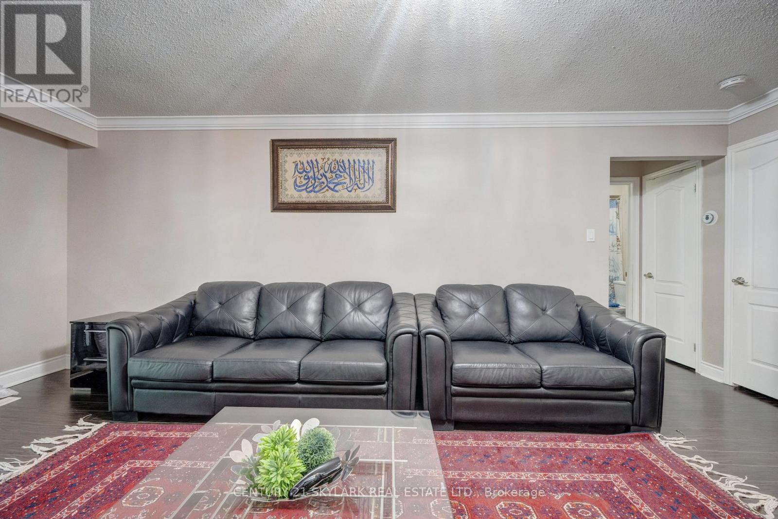 71 Abell Drive S, Brampton, Ontario  L6V 2W2 - Photo 4 - W13684726