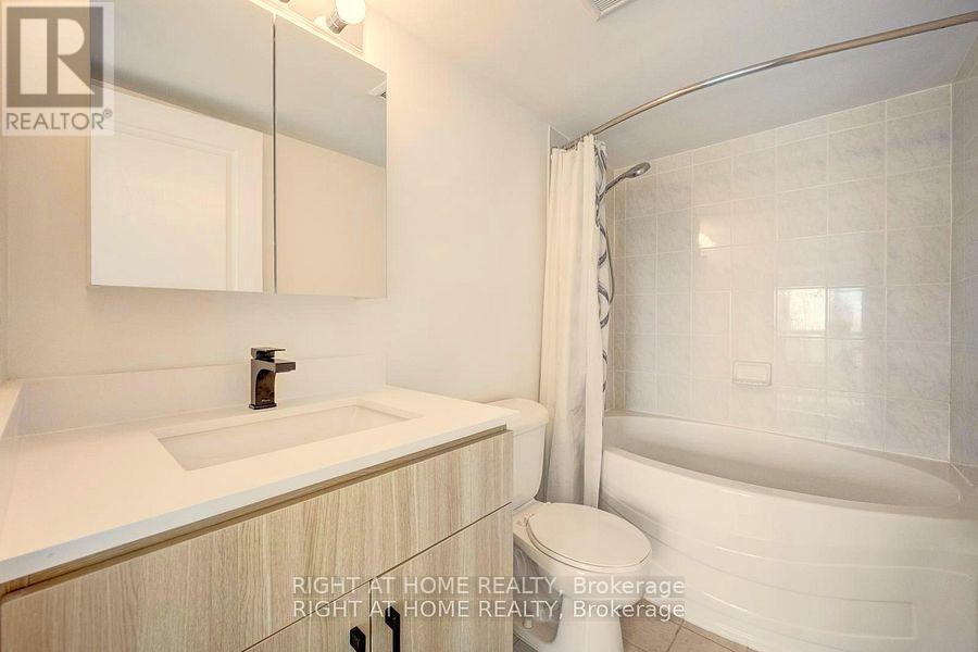 #1509 - 2565 Erin Centre Boulevard, Mississauga, Ontario  L5M 6Z8 - Photo 18 - W13684738